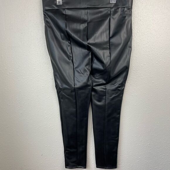 NWT LOFT Faux Black Leather Pants Size L - Picture 1 of 6
